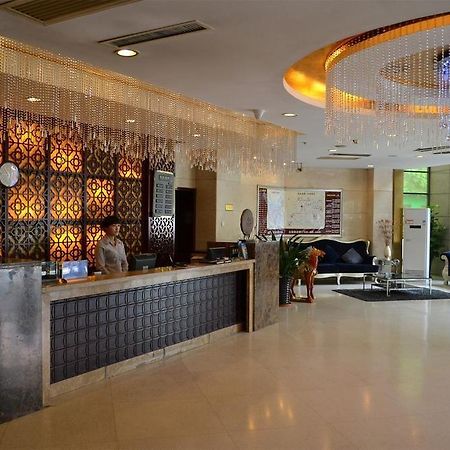 Xi'An Xinwangyuan Business Hotel 山门口 外观 照片