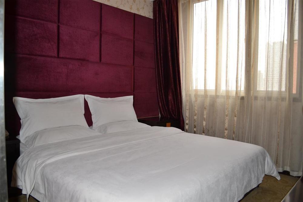 Xi'An Xinwangyuan Business Hotel 山门口 外观 照片